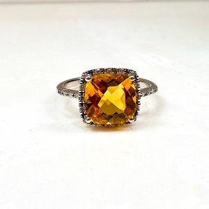 Citrine cushion cut and 1/10 CT. T.W. Diamond Frame Ring in Sterling Silver
